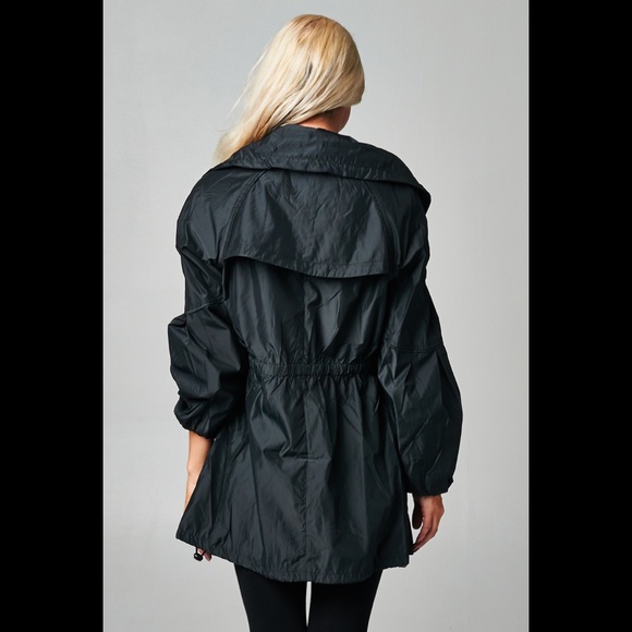 Water resistant jacket - Picture 2 of 4